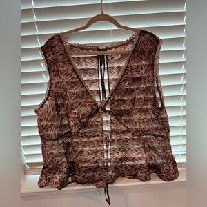 Torrid - Festi Animal Print Sleeveless Tie-Back Top